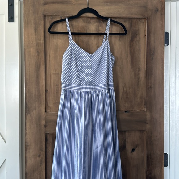 Loft Sun Dress - Picture 11 of 13